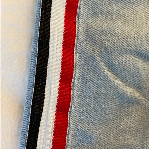 BGD Men’s Striped Skinny Jean - Picture 3 of 4